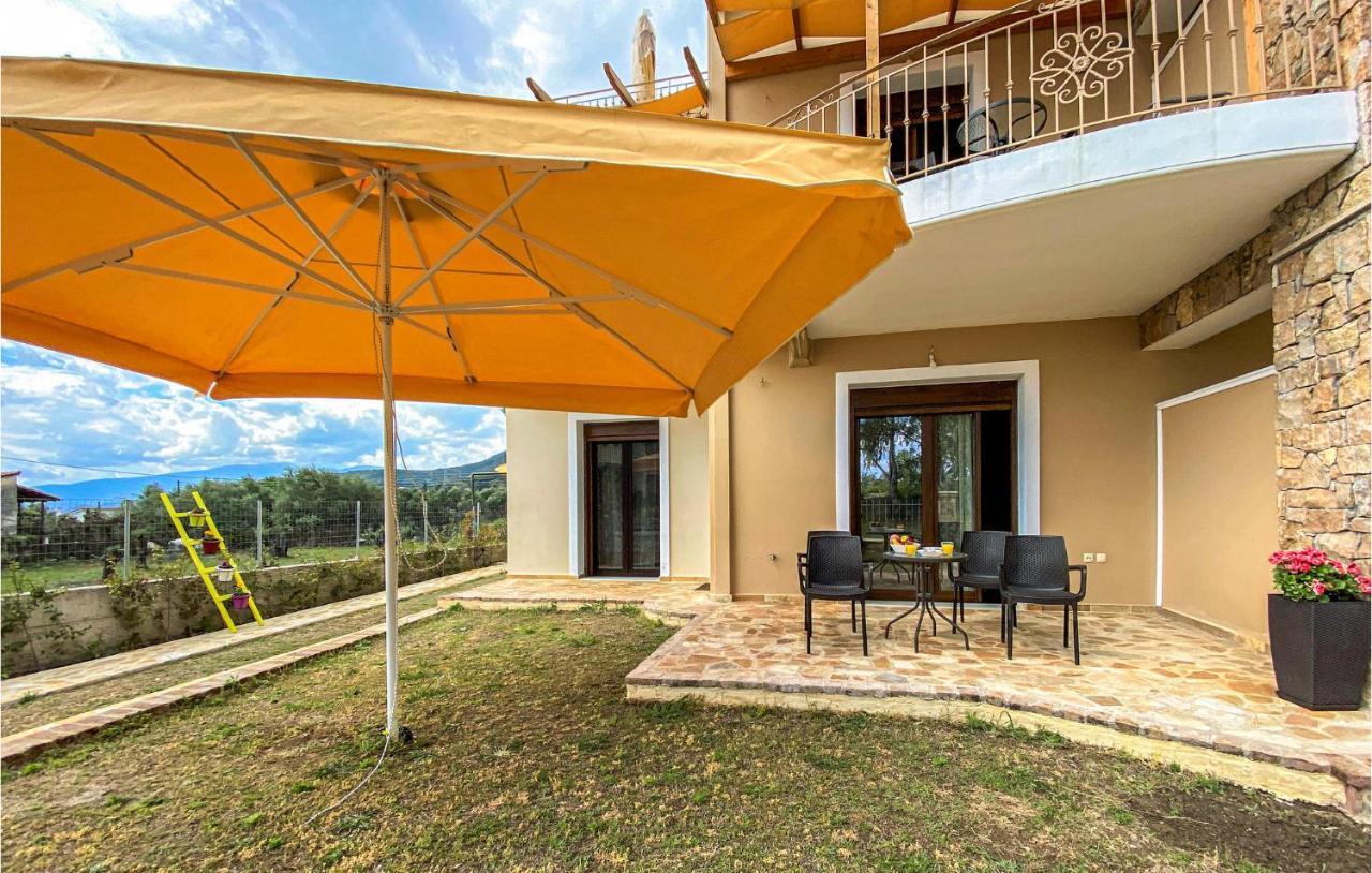 Lovely Apartment In Nafpaktos Phòng bức ảnh